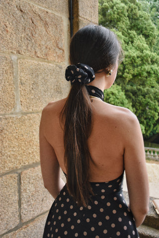 Robe Olympe longue noire à pois