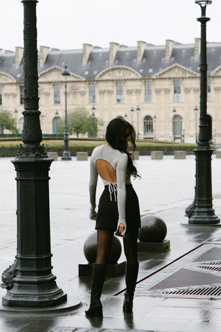 Top Serena beige à paillettes