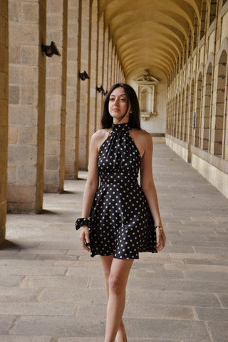 Robe Olympe courte noire à pois