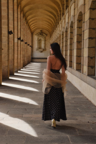 Robe Olympe longue noire à pois