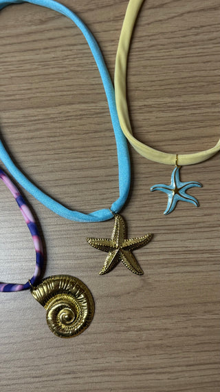 Couleurs d’été - Collier charm (10 coloris)