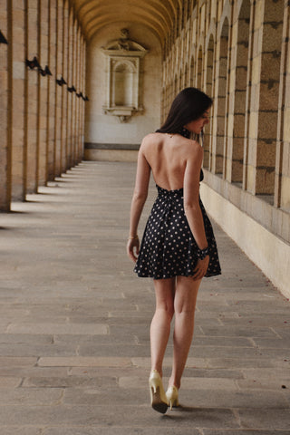 Robe Olympe courte noire à pois