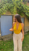 Jaune